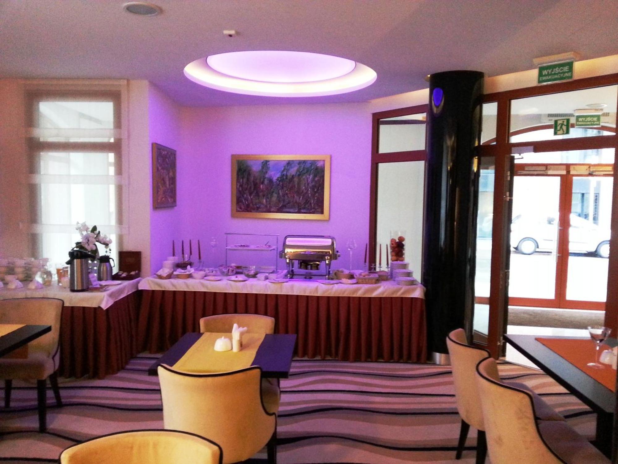 Hotel Fahrenheit — Photos 1